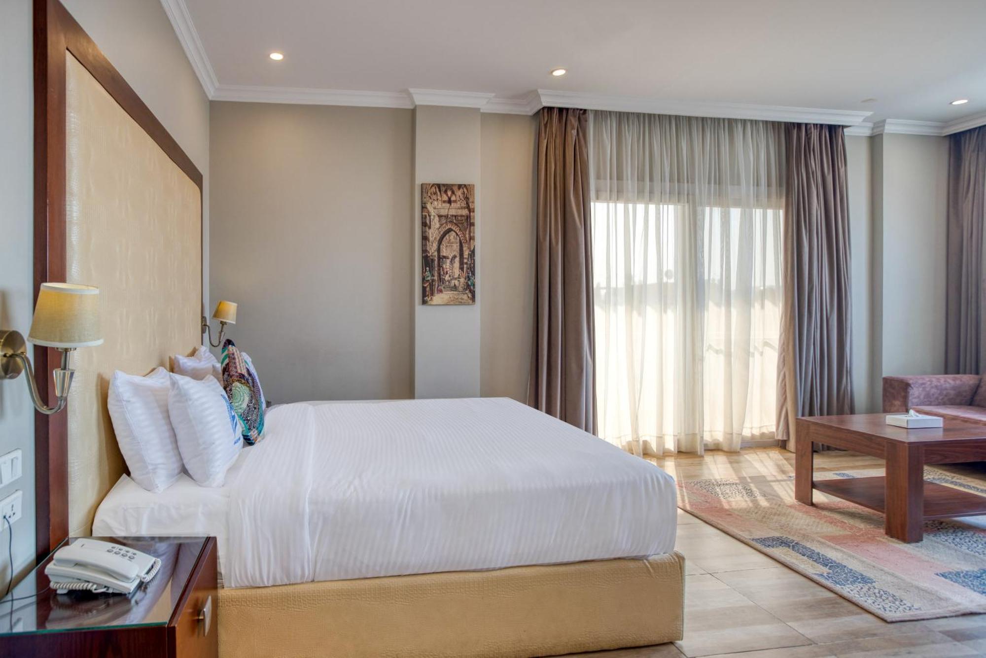 Mamlouk Pyramids Hotel Kafret el-Gabal Екстериор снимка