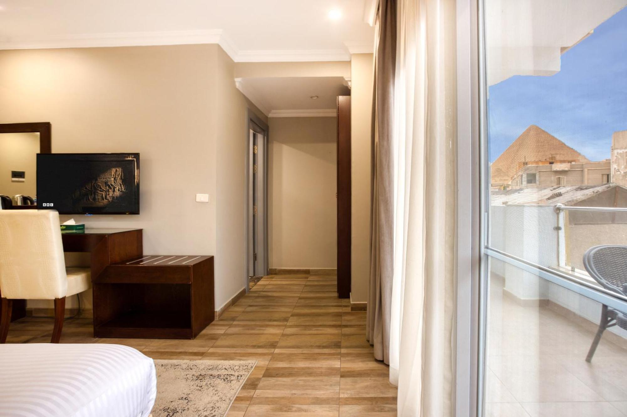 Mamlouk Pyramids Hotel Kafret el-Gabal Екстериор снимка