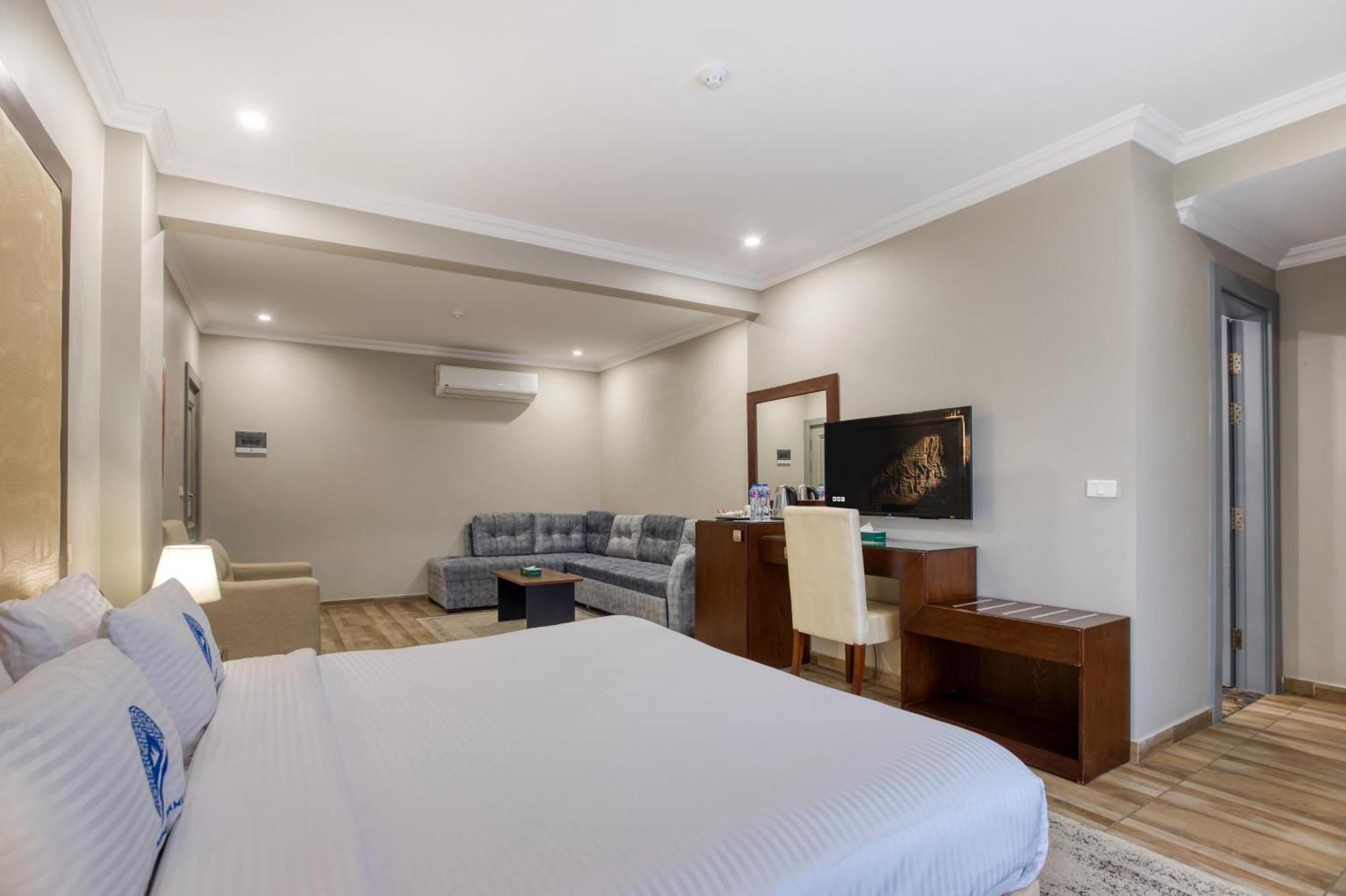 Mamlouk Pyramids Hotel Kafret el-Gabal Екстериор снимка