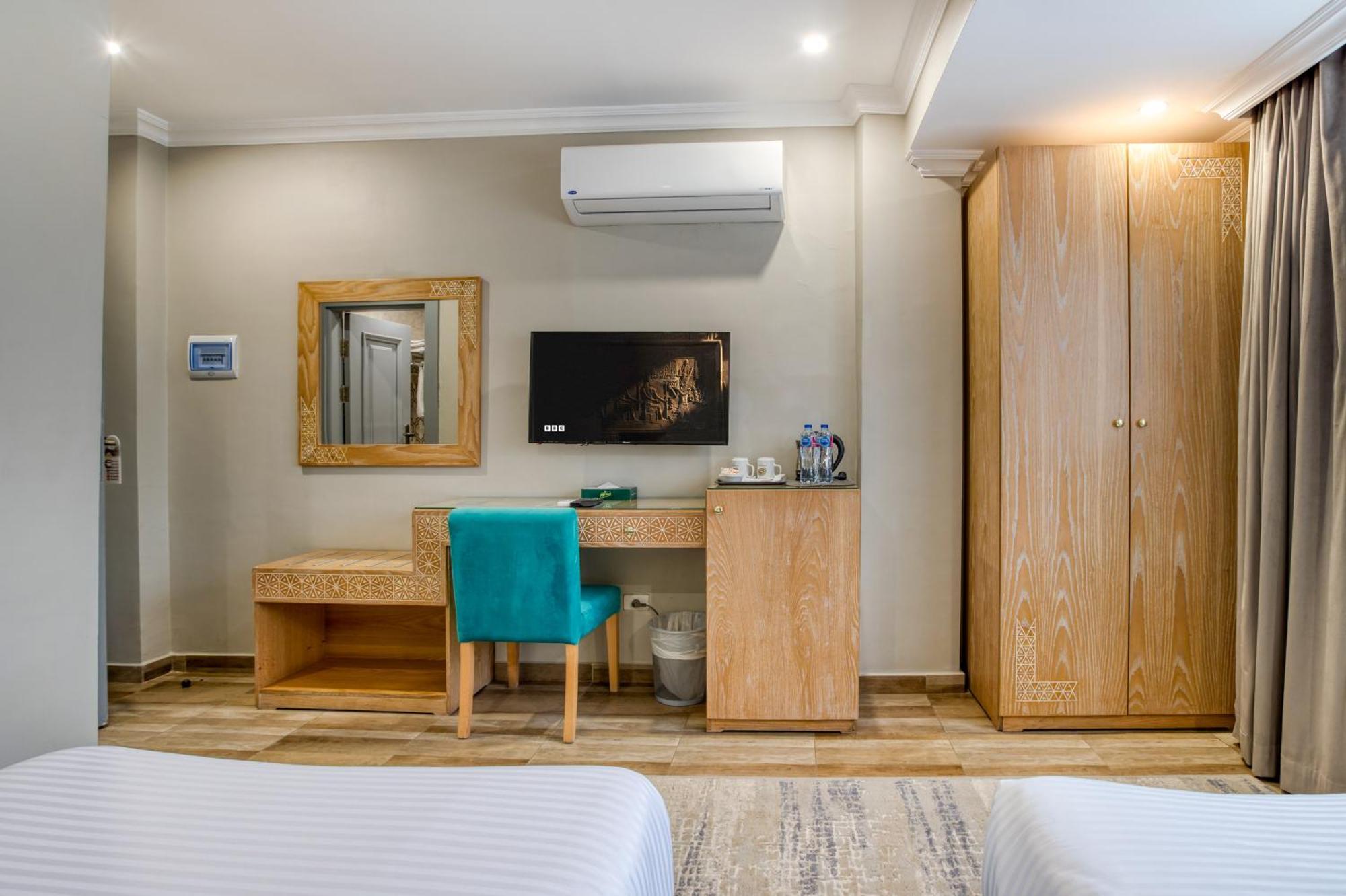 Mamlouk Pyramids Hotel Kafret el-Gabal Екстериор снимка