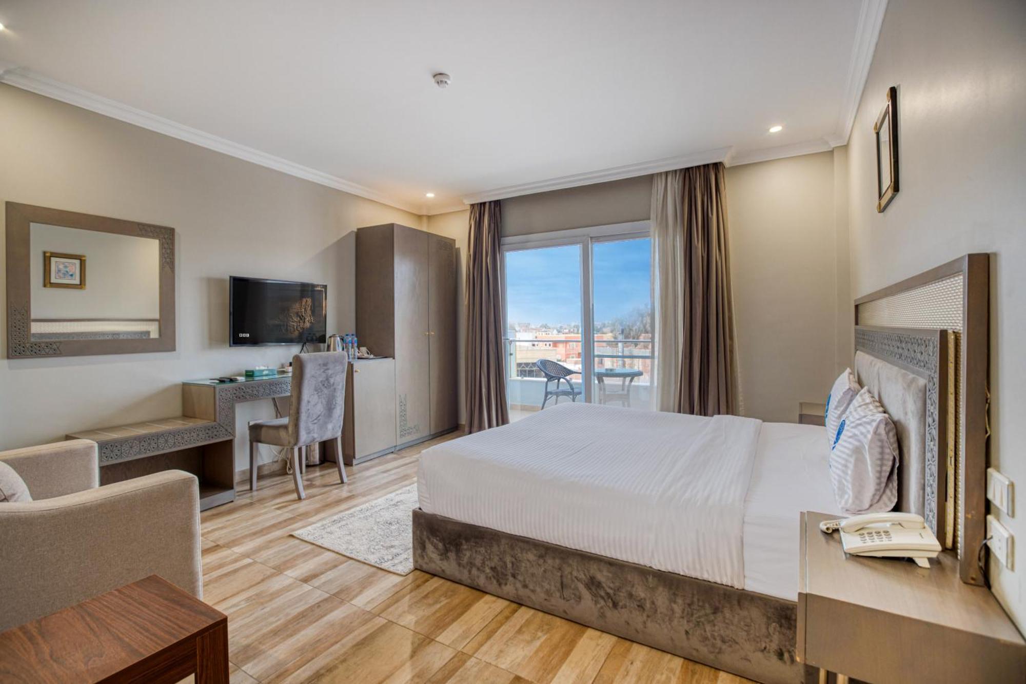 Mamlouk Pyramids Hotel Kafret el-Gabal Екстериор снимка